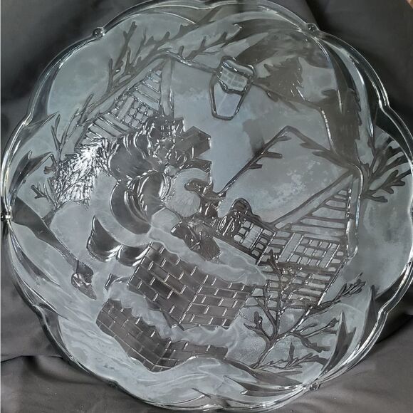 Mikasa Crystal Santa Delivery Platter - Picture 3 of 3